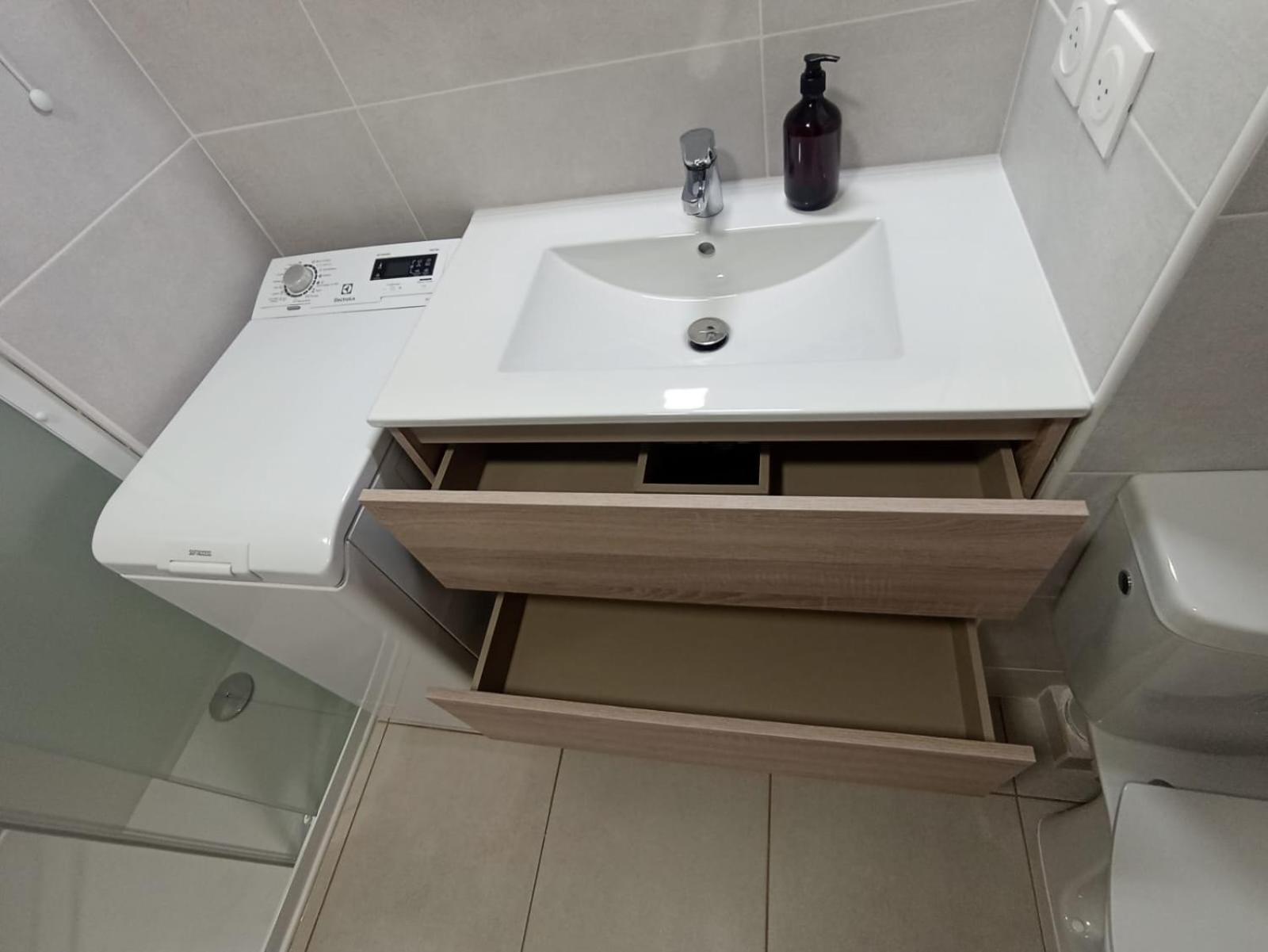 Studio Avec Parking Prive, Piscine Plage 300M Antibes Ngoại thất bức ảnh